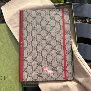 Gucci Note book gorgeous